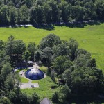 Le Domaine du Centaure dans son écrin de verdure normand - crédit photo: Christine Guillon
