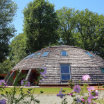 Le Domespace du Domaine du Centaure sous un beau soleil d'été